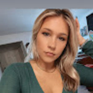 Meet your Posher, Katelynn